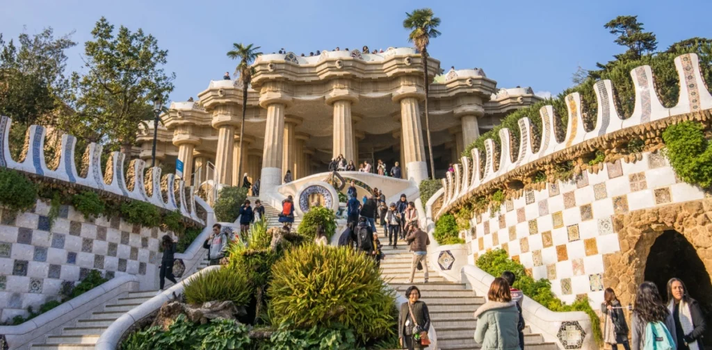 Parc Güell. El Arquitecto Más Famoso de Barcelona, Antoni Gaudi.