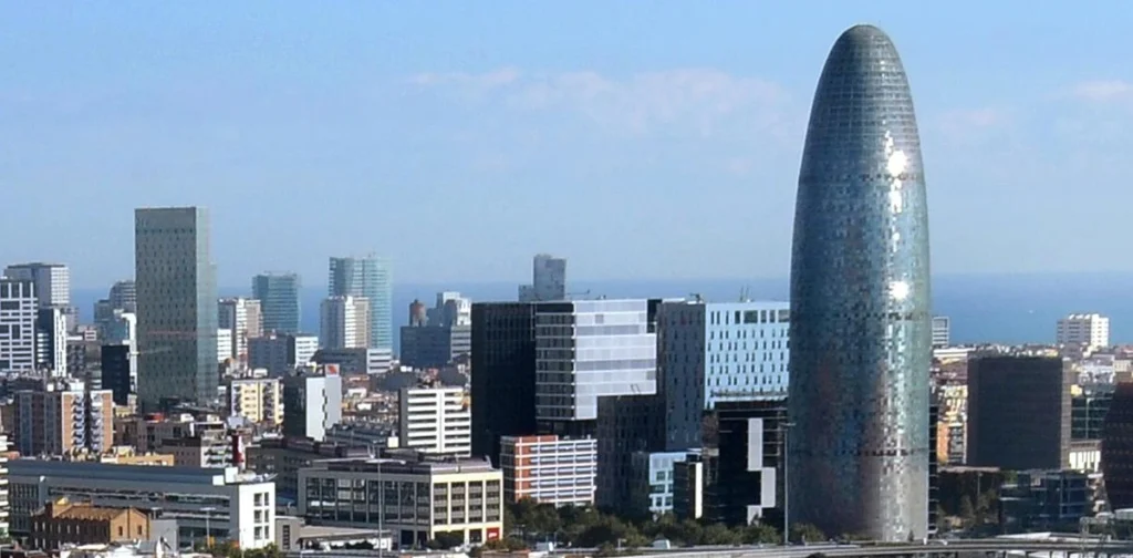 La Evolución del Skyline de Barcelona. La Evolución del Skyline de Barcelona.